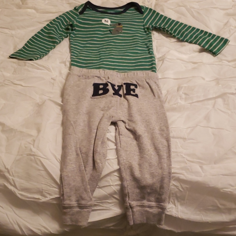 Carter's Hi, Bye Outfit, Size 9M.